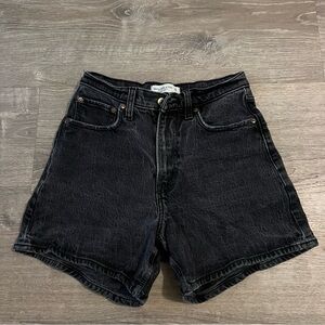 Abercrombie & Fitch black dad shorts